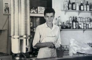 Gelateria-Magrini-foto-storica-scaled